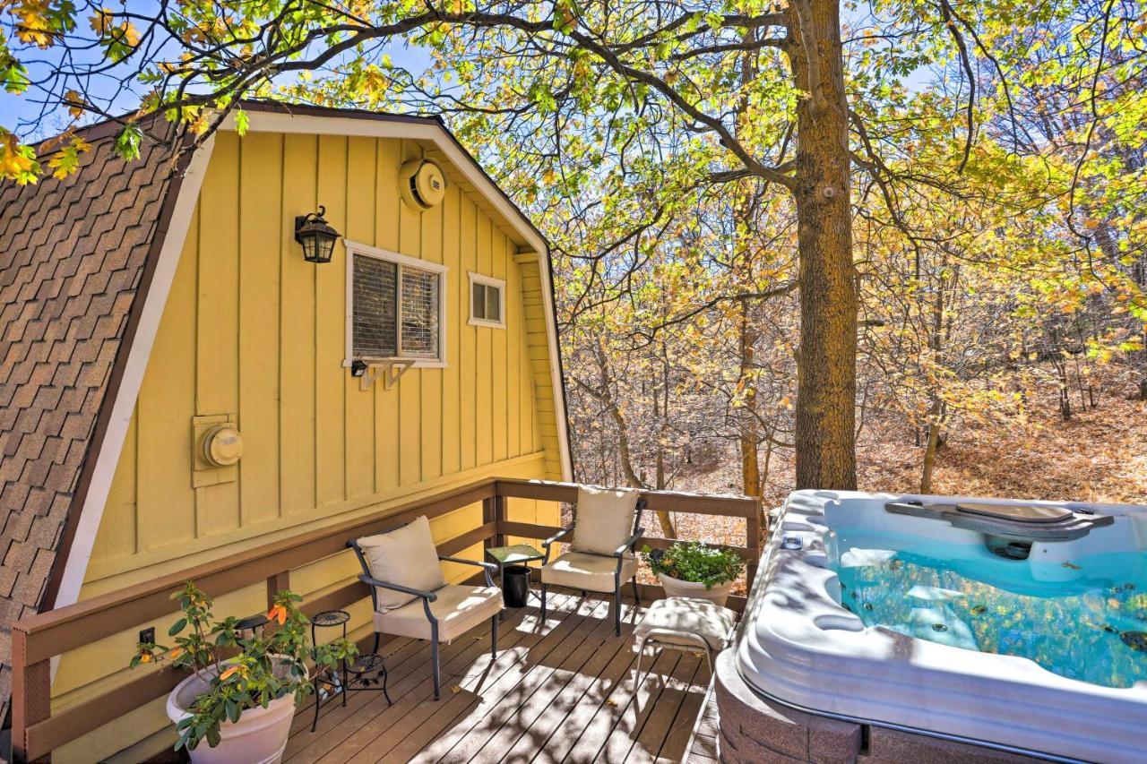 Lake Arrowhead Studio With Private Hot Tub! Bagian luar foto